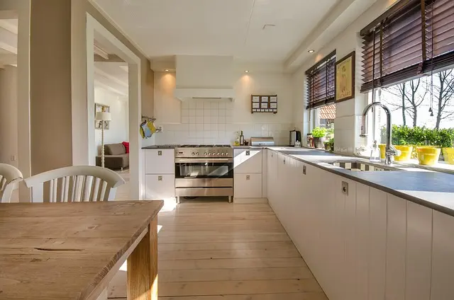 5 Astuces pour Organiser un Dîner Enchanté