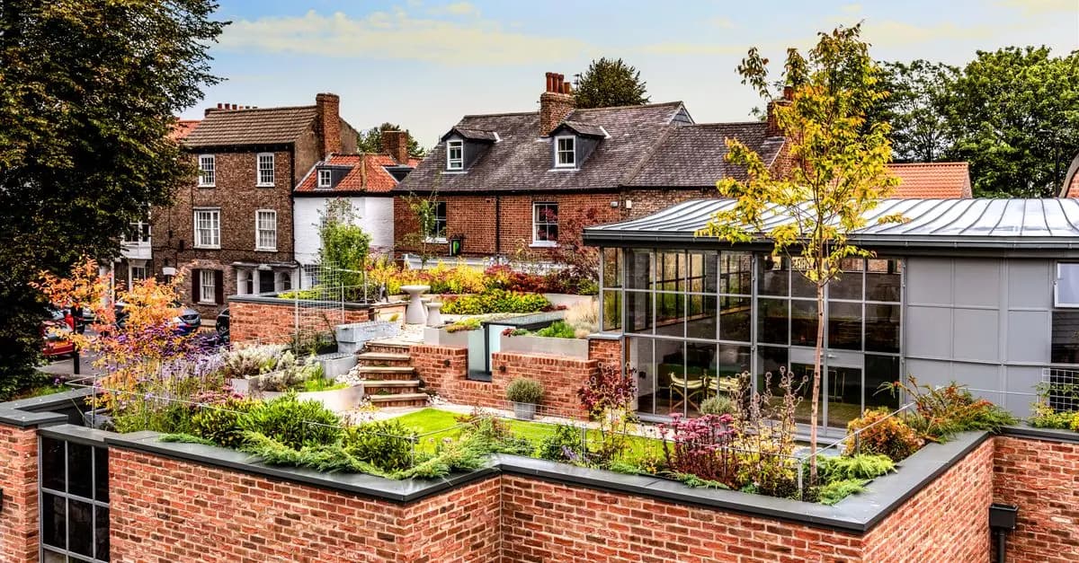 Les Avantages du Jardinage Urbain