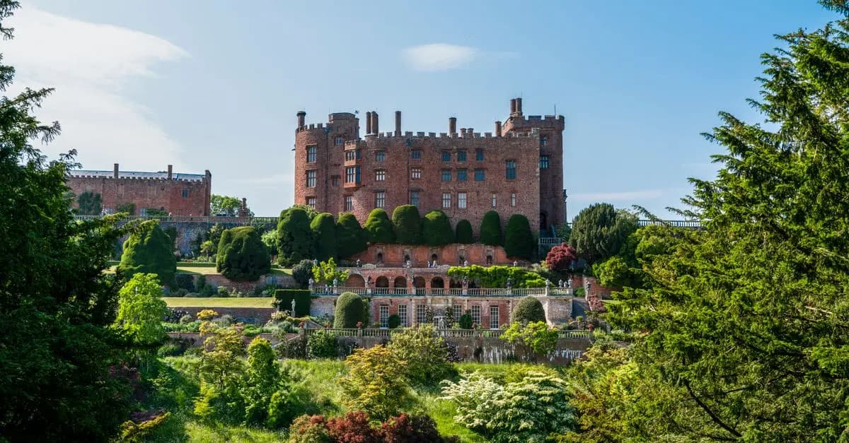 Exploring the UK's Most Enchanting Castles