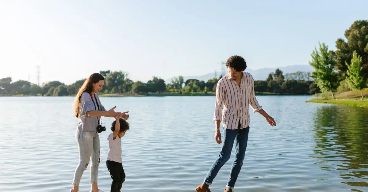 10 Creative Leisure Activities to Try with Family