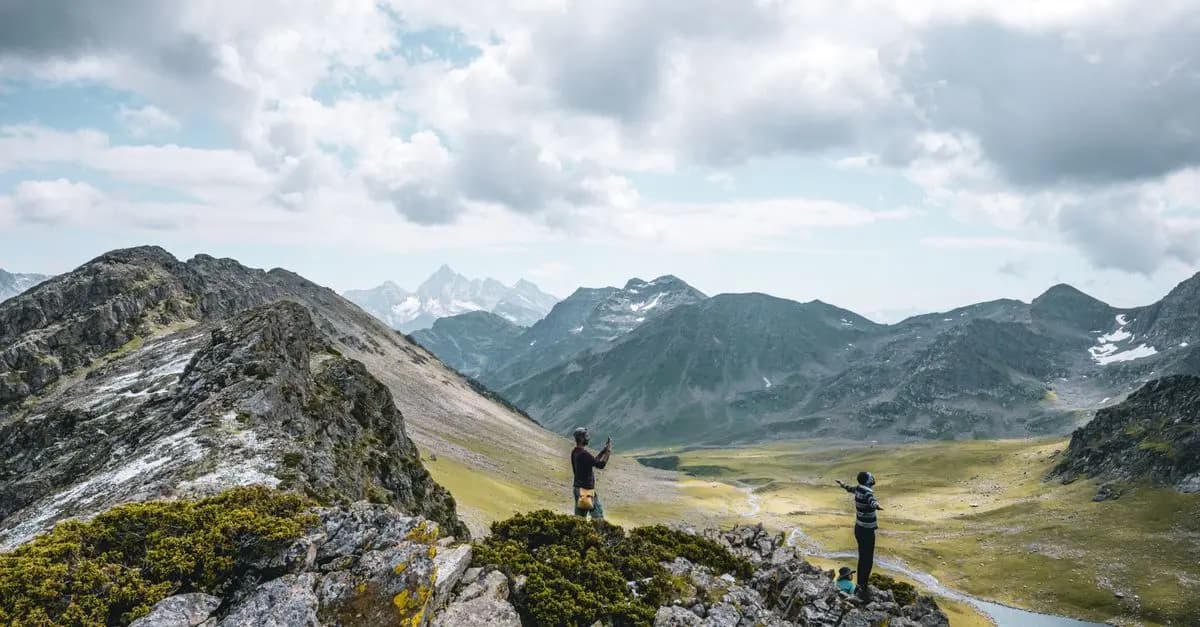 10 Exciting Outdoor Activities to Experience in the UK