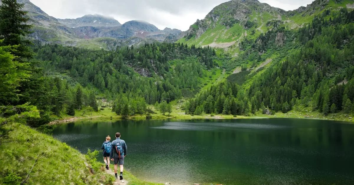 10 Enriching Outdoor Activities to Experience in the UK