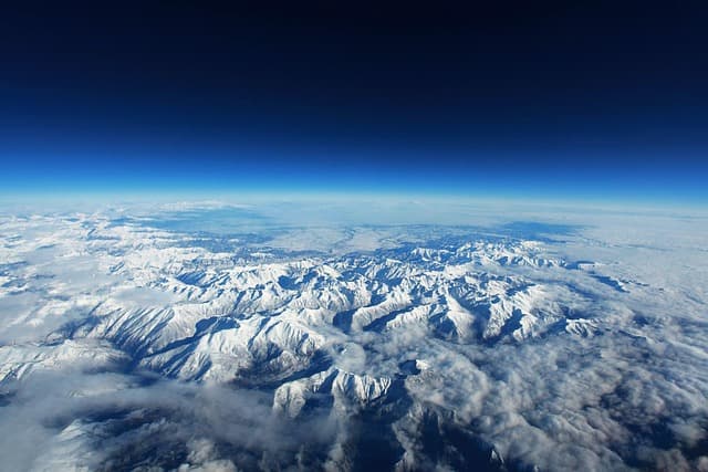 10 Exciting Outdoor Adventures to Experience in the UK