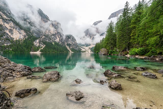 10 Unique Ways to Experience Nature in the UK