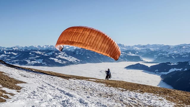 10 Unique Leisure Activities to Try in the UK